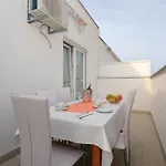 2 Bedroom Stunning In