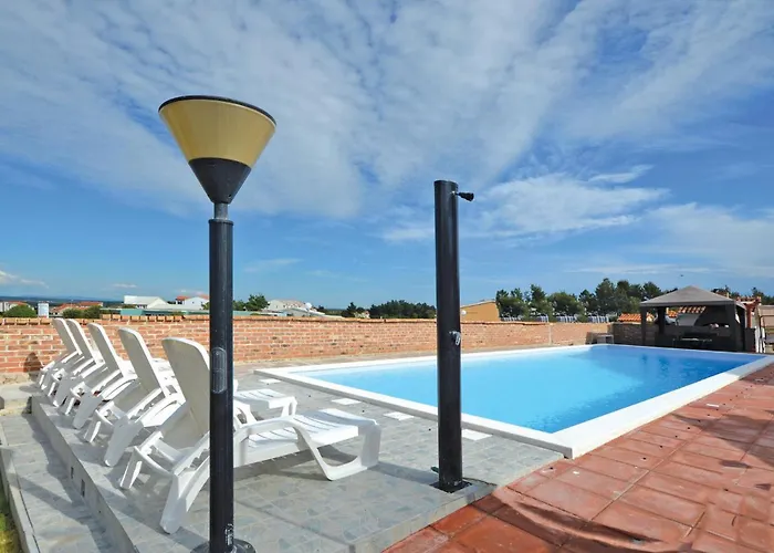 Apartman 2 Bedroom Stunning In Nin