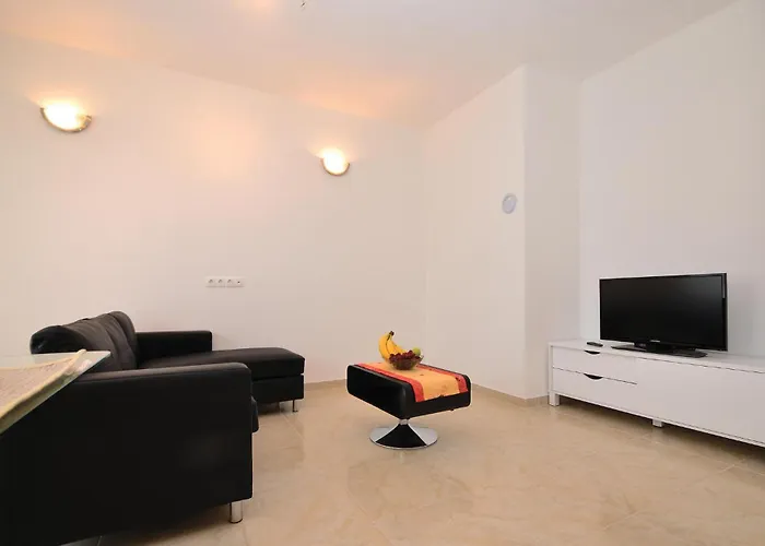 2 Bedroom Stunning In