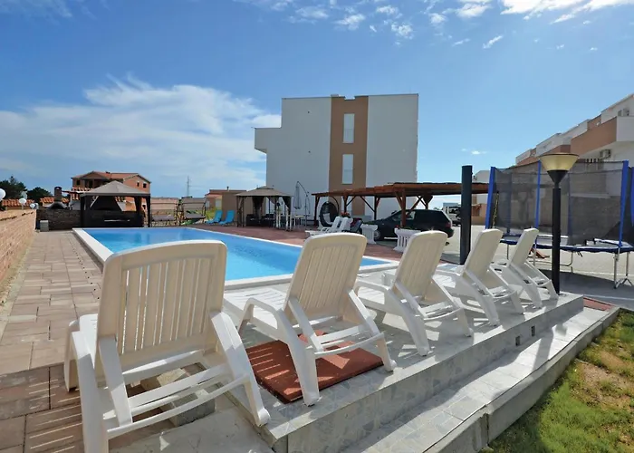 公寓 2 Bedroom Stunning In